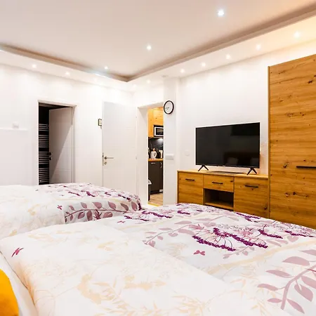 Sks Pluss Apartman *
